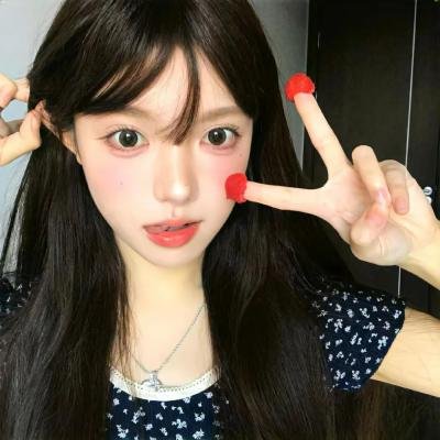 尾随封面